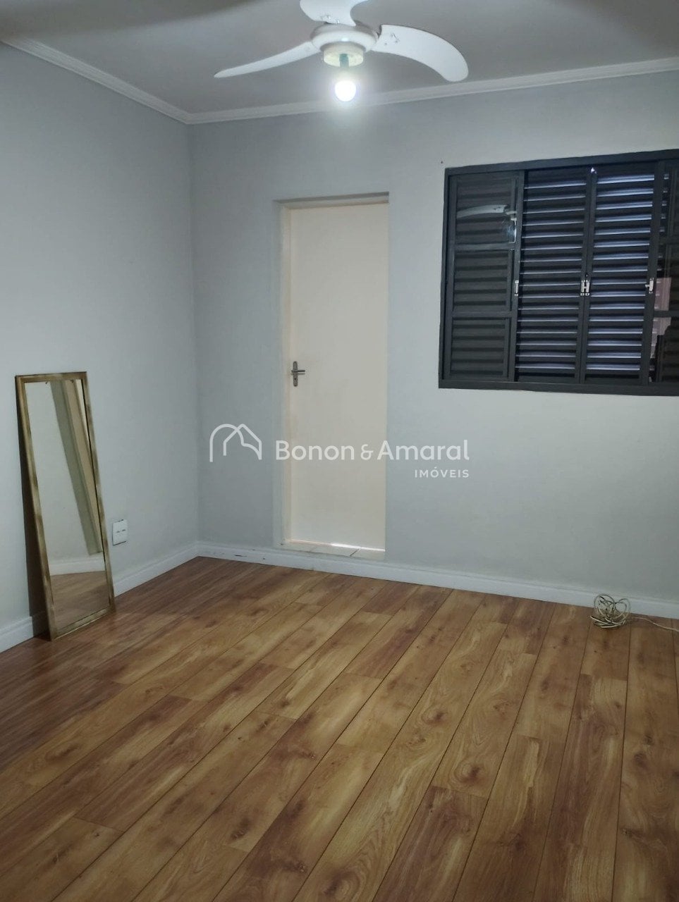 Casa à Venda - Vila São José em Valinhos / SP