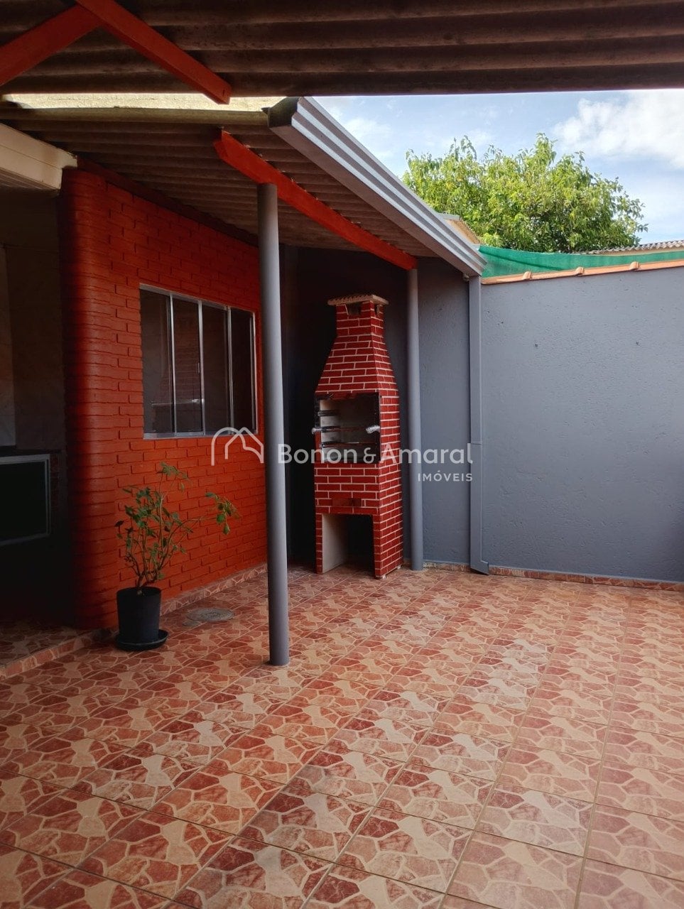 Casa à Venda - Vila São José em Valinhos / SP