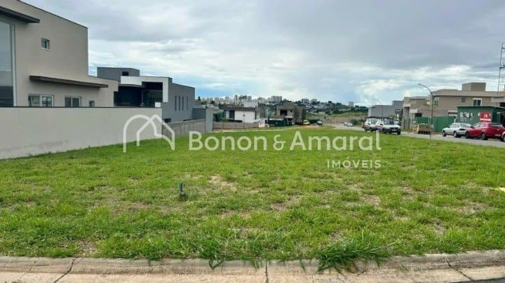 Terreno à Venda - Loteamento Residencial Arborais em Campinas / SP