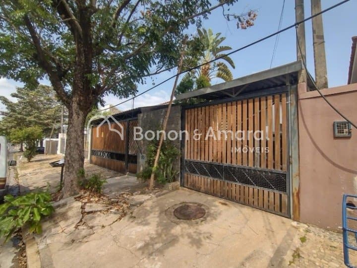 Casa à Venda - Jardim Santana em Campinas / SP