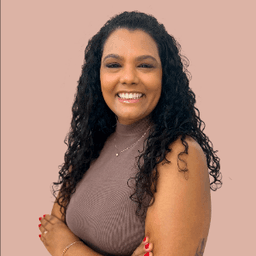 Ana Erica Oliveira